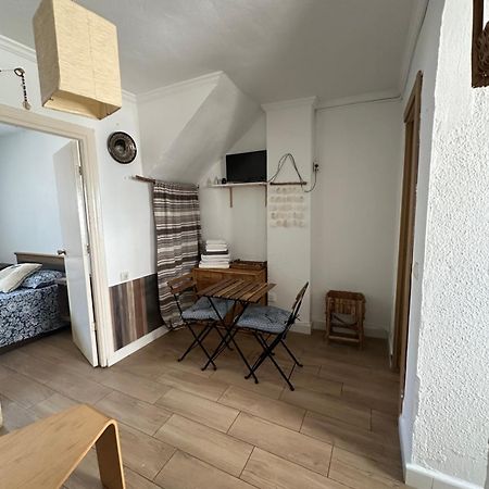 Apartamentos Masbambu Малага Экстерьер фото