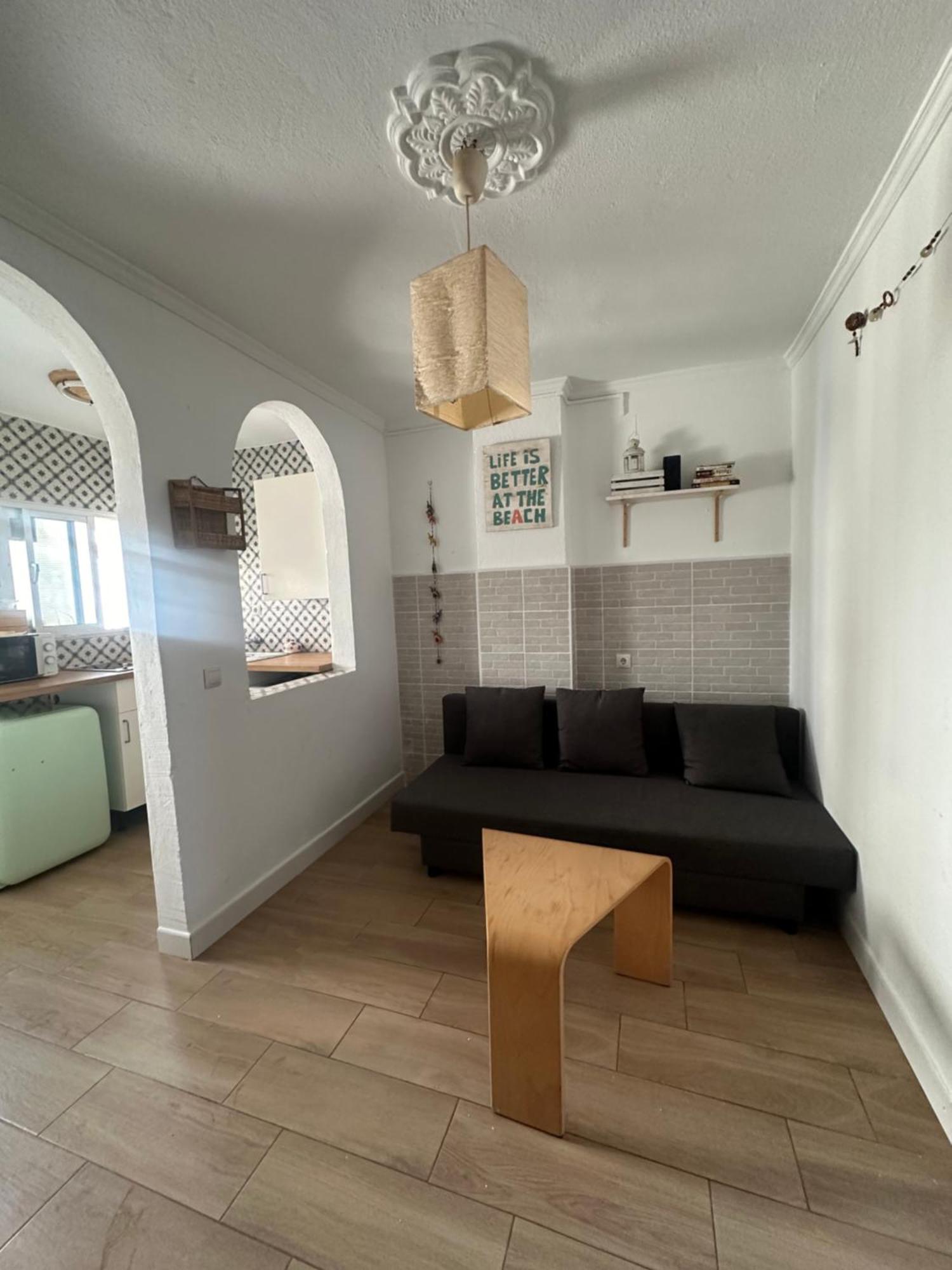 Apartamentos Masbambu Малага Экстерьер фото